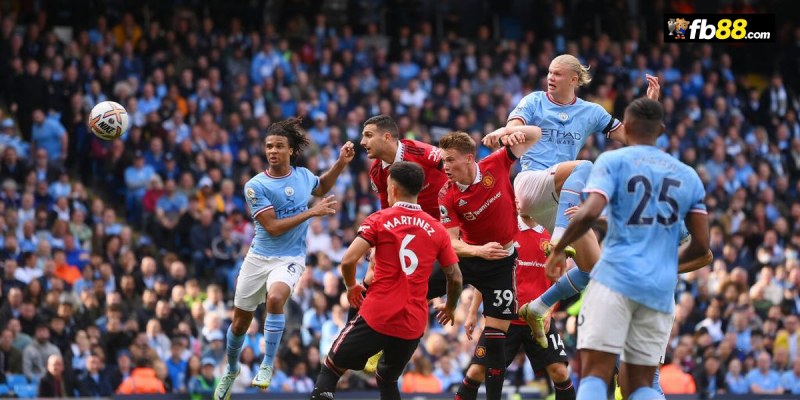 Soi kèo Manchester City vs Manchester United 21h 11/8/2024 1 Chuyên gia FB88 nhận định Manchester City vs Manchester United
