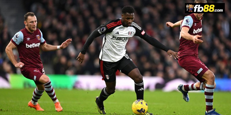 Soi kèo Fulham vs West Ham United 21h00 14/09/2024: EPL 1 Chuyên gia FB88 nhận định Fulham vs West Ham United